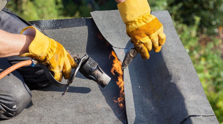 Professional gutter cleaning in Animas, NM
